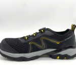 Kevyet turvakengät JVT Safety Defender ultralight S1P HRO SRC