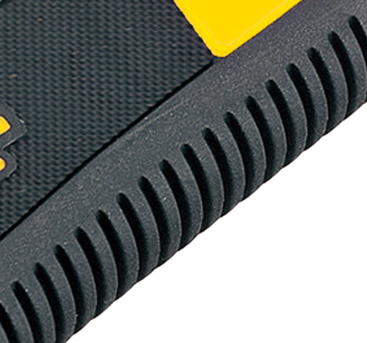 Katkoteräveitsi 18mm Tajima GRI LC-560 kädensija