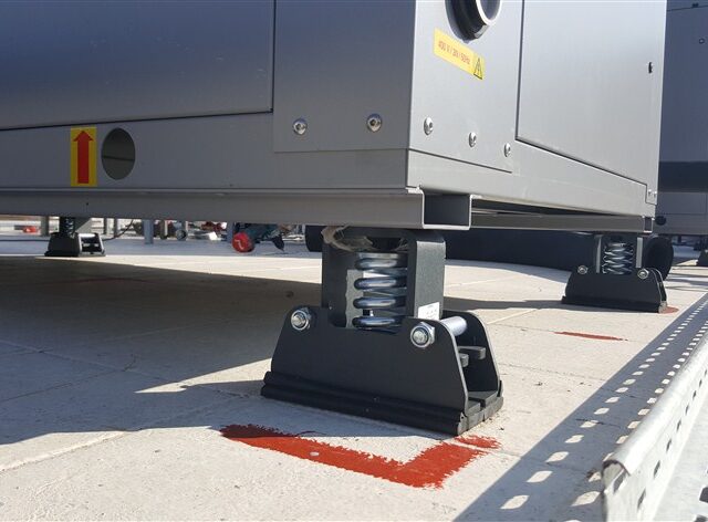 Vibro-SMR teräsjousivaimennin ilmalämpöpumppu